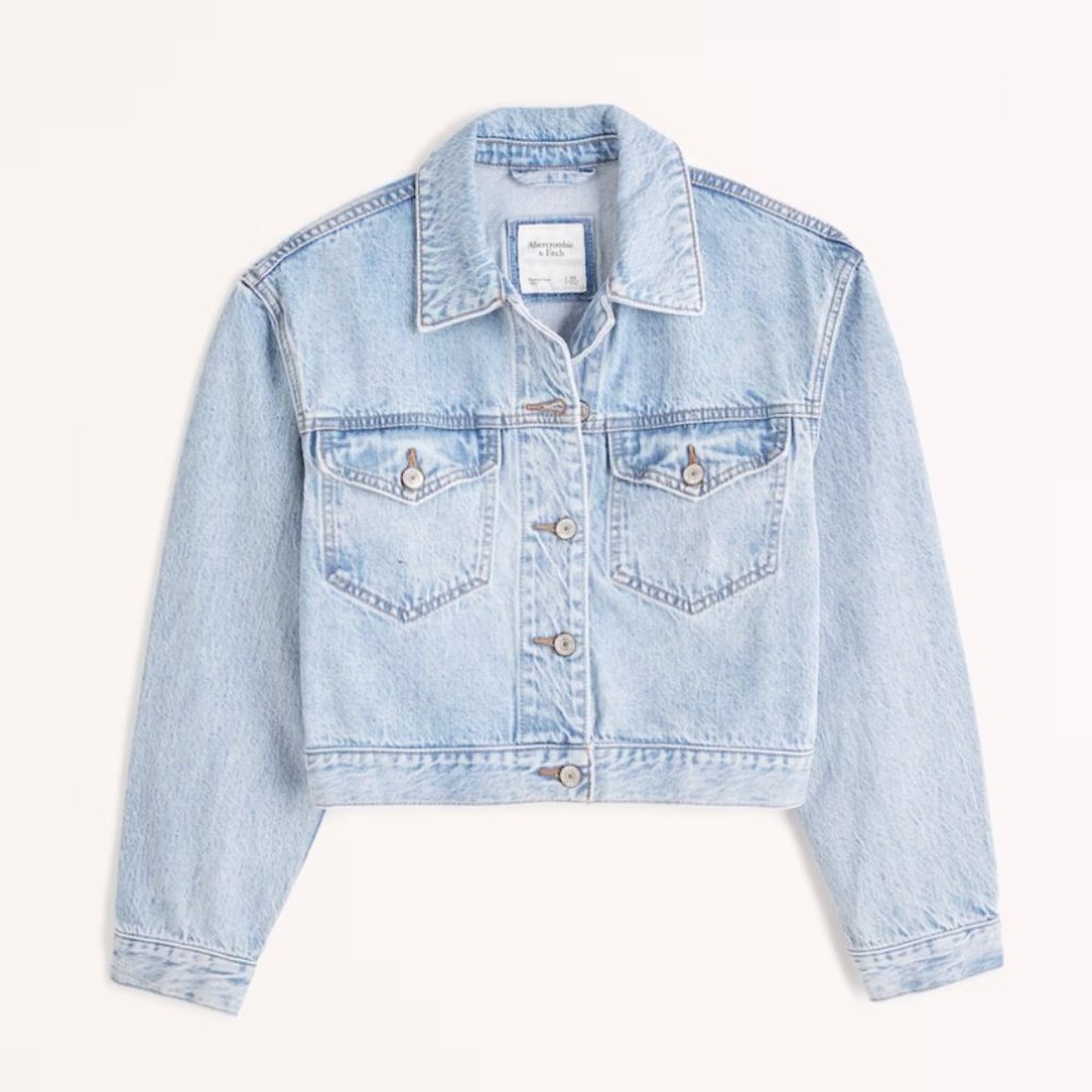 Abercrombie & Fitch Cropped Drapey Denim Jacket